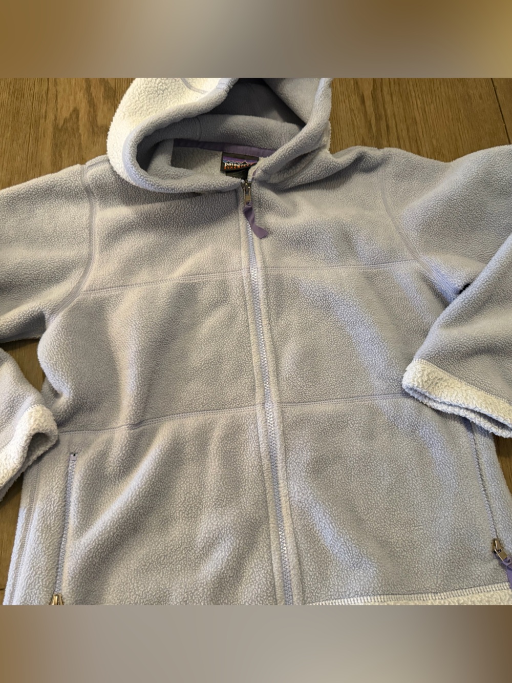 Patagonia women’s Synchilla Light Light blue Hooded Fleece Jacket Sz Medium